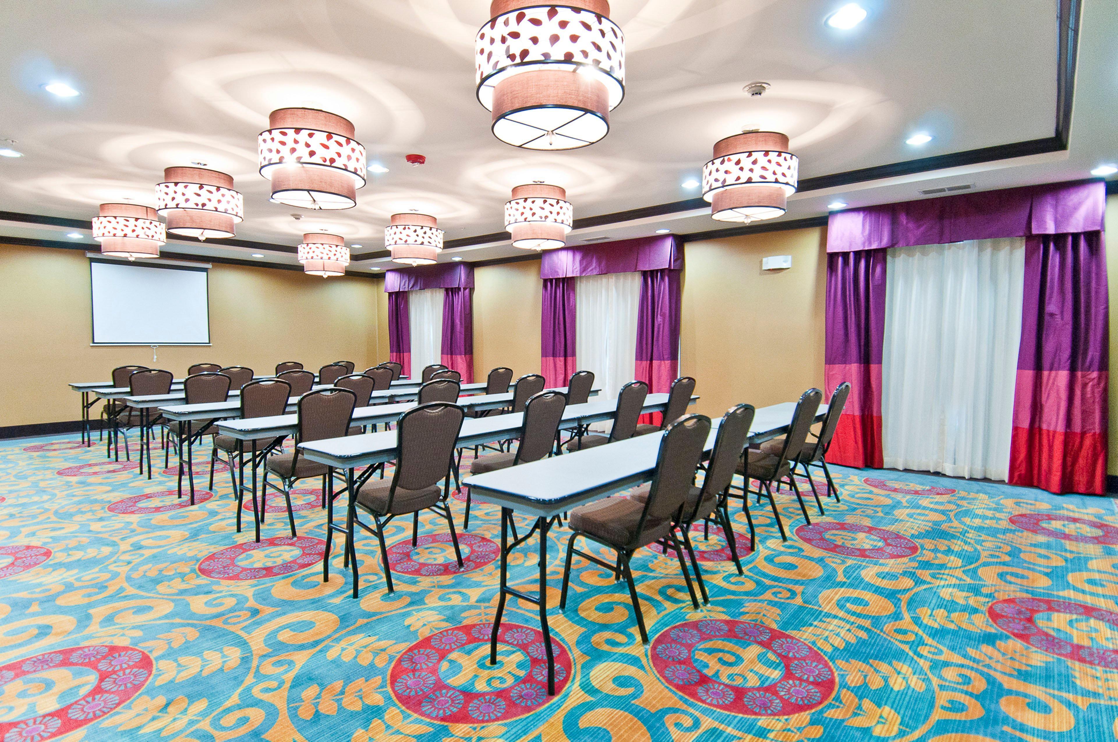 Holiday Inn Express & Suites San Antonio Frost Bank Center By Ihg Kültér fotó